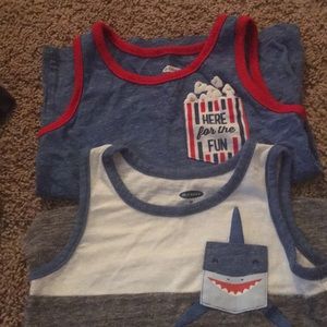 Old Navy Bundle tank top shirts